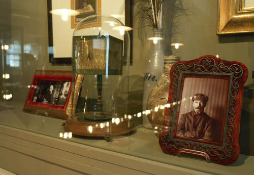 Elskamp op de laatste tentoonstelling in het Volkskundemuseum, 2007